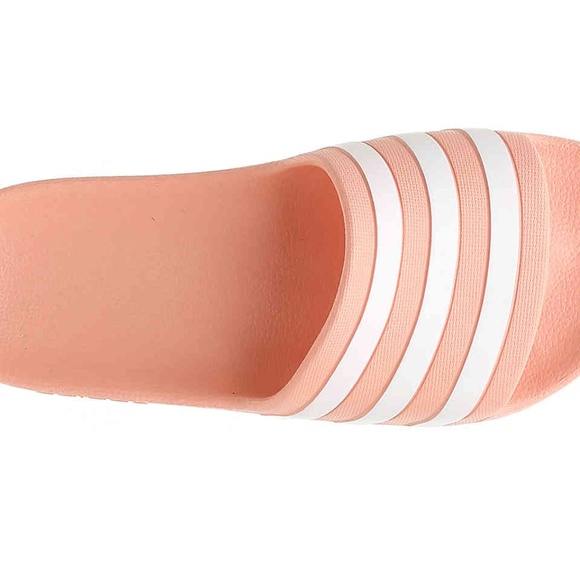 ADIDAS ADILETTE SLIDE BRAND NEW - Picture 7 of 8